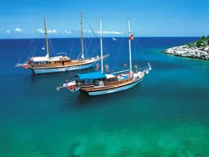 Marmaris Cleopatra Island Boat Adventure from İçmeler