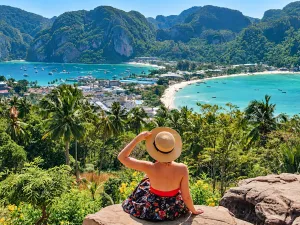 Phuket: Discover Paradise – Phi Phi & Bamboo Island