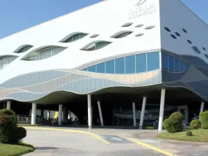 Side to Antalya Aquarium Tour