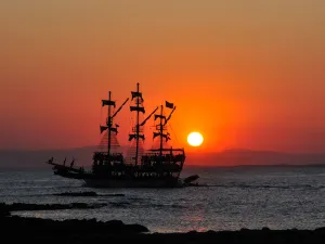 Alanya Sunset Pirate Boat Cruise