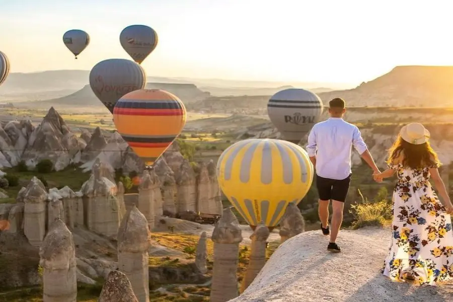 Istanbul 2-Days Cappadocia Tour by Plane